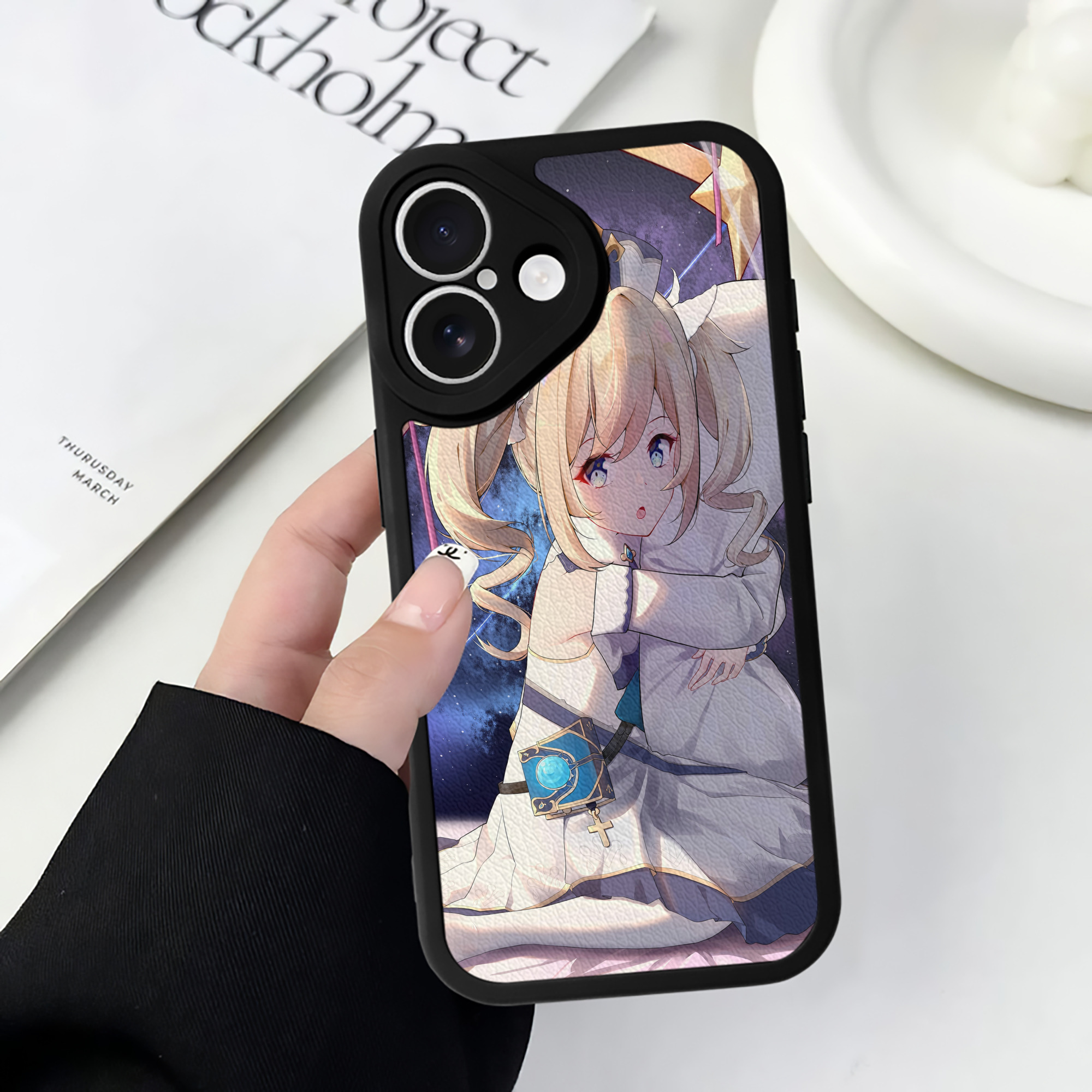 げんし神 genshin 【iPhone 16シリーズ対応】シリコンスマホケース（レザー調） 材質：シリコン